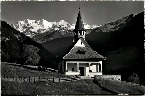 Kiental, Kapelle mit Blümlisalp -507506