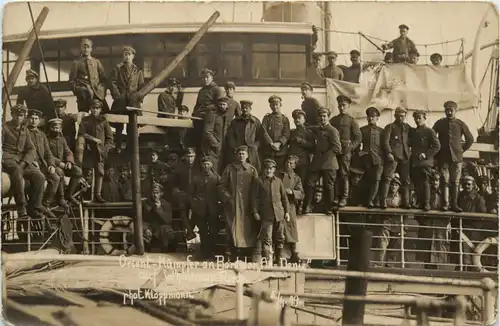 Wilhelmshaven - Orient Kämpfer an Bord der Denitz -481200