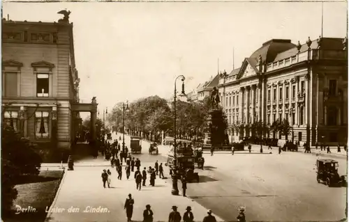 Berlin, Unter den Linden -376998