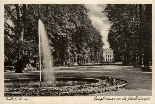 Wilhelmshaven - Springbrunnen am Adalbertplatz -483396