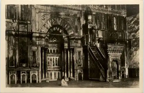 Cairo - Interieor of the Sultan Hassan Mosque -484892