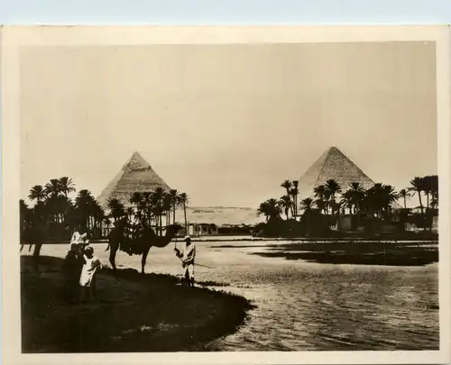 Cairo - Innondation at the Pyramids -484912
