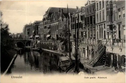 Utrecht - Oude gracht -485152