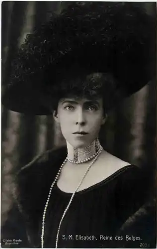 Elisabeth Reine de Belgique -486806