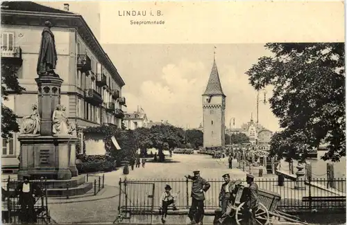 Lindau im Bodensee - Seepromenade -611792