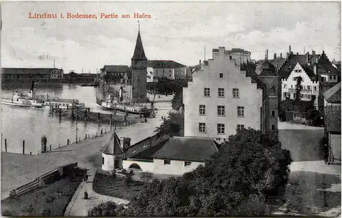 Lindau im Bodensee - Partie am Hafen -611430