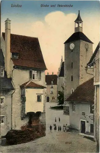 Lindau - Glocke und Peterskirche -612066