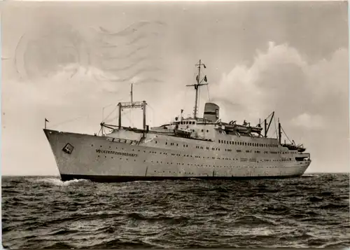 FDGB Urlauberschiff Völkerfreundschaft -489386