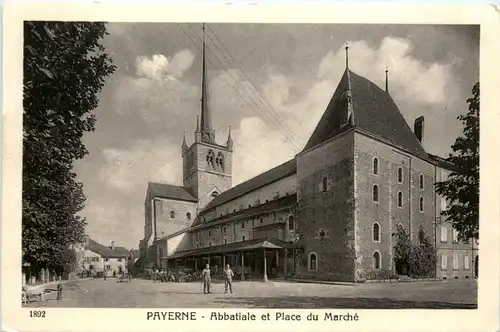 Payerne - Abbatiale et Place du Marche -490602