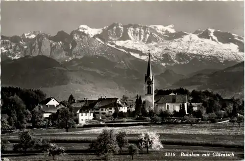 Bubikon mit Glärnisch -490902