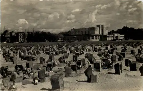 Warnemünde, Strandhaus -510522