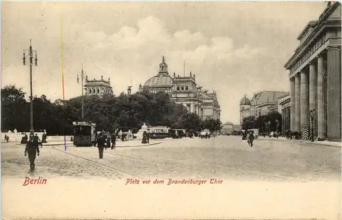 Berlin, Platz vor dem Brandenburger Tor -509344