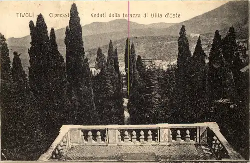 Tivoli-Cipressi -613464
