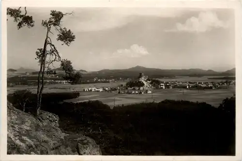 Sudetenland - Blick vom Rabenstein gegen Habichtstein -493842