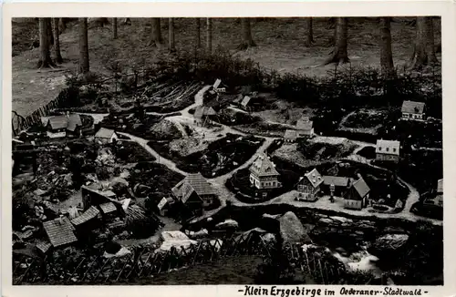 Klein Erzgebirge im Oederaner Stadtwald -388180