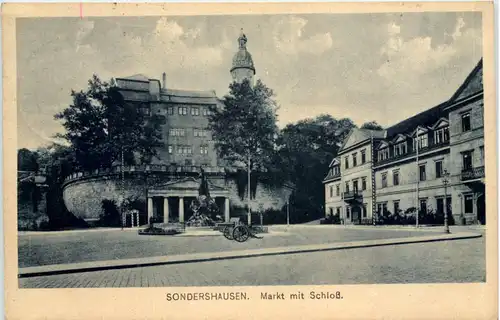 Sondershausen - Markt mit Schloss -614960