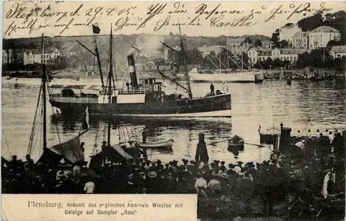 Flensburg - Ankunft des englichen Admirals Winsloe - Dampfer Rota -616624