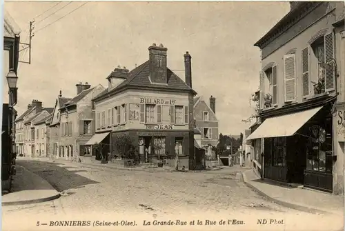 Bonnieres, La Grande-Rue et la Rue de LÉau -393286