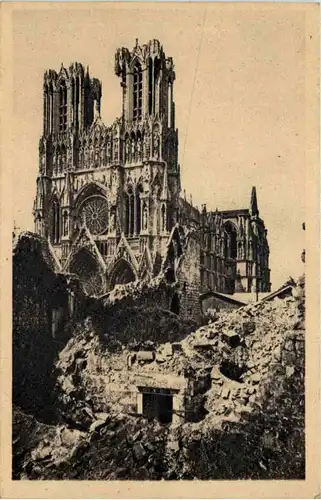 Cathedrale de Reims en 1918 -617262