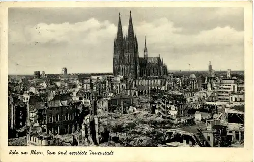 Köln - zerstörte Innenstadt -620400