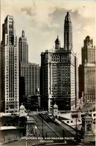 Chicago - Michigan Ave -479422