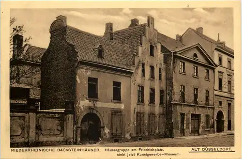 Düsseldorf - Häusergruppe am Friedrichplatz -621634