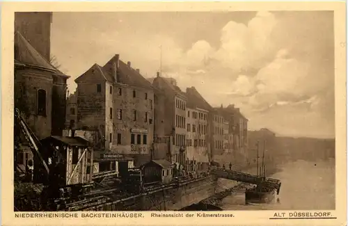 Düsseldorf - Rheinansicht der Krämerstrasse -621640