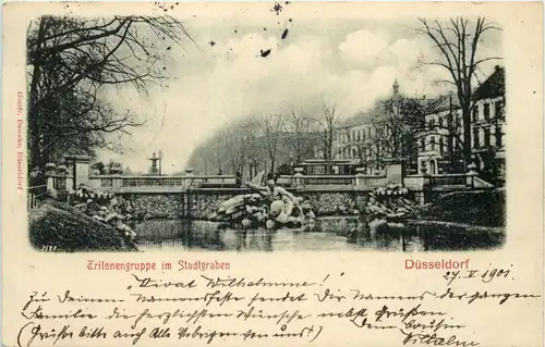 Düsseldorf - Trirongruppe im Stadtgraben -622384