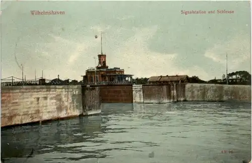 Wilhelmshaven - Schleuse mit Signalstation -480862