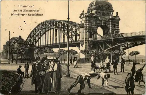 Düsseldorf - An der Rheinbrücke -622740