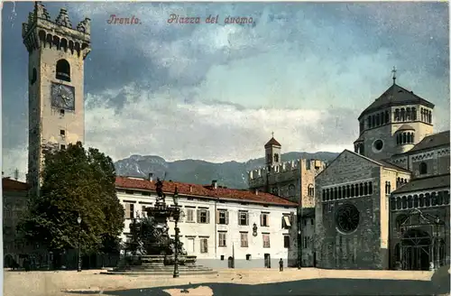 Trento - Piazza del duomo -485314