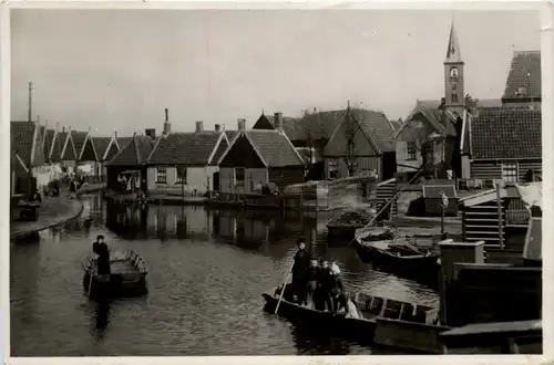 Volendam - In let dorp -498064