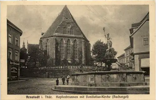 Arnstadt in Thür., Hopfenbrunnen mit bonifatius-Kirche Bachorgel -512990