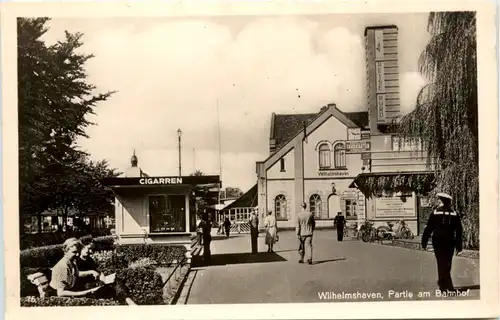 Wilhelmshaven - Partie am Bahnhof -498764