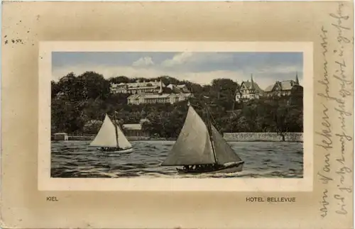 Kiel, Hotel Bellevue -513208