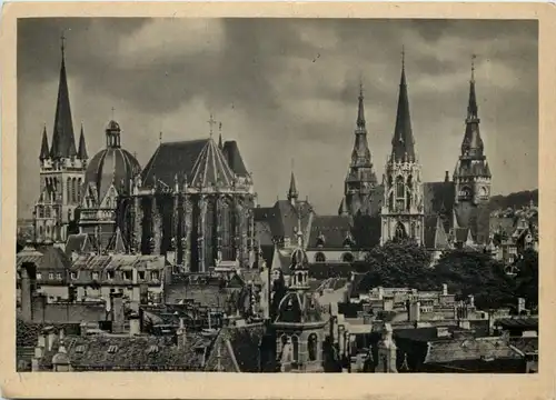 Aachen, Blick auf Dom und Rathaus -513654