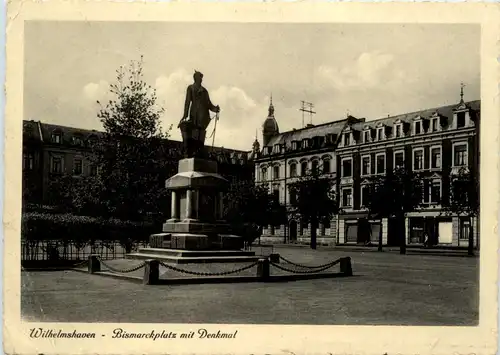 Wilhelmshaven - Bismarckplatz mit Denkmal -488028