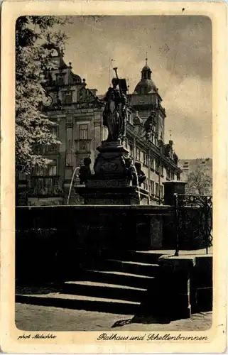 Gotha, Rathaus und Schellenbrunnen -516976