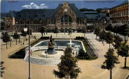 Aachen, Hauptbahnhof mit Kriegerdenkmal -515828