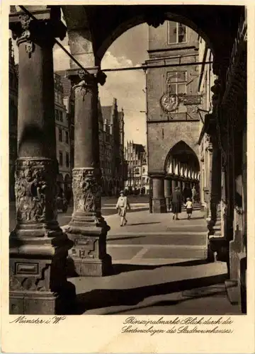 Münster i. W., Prinzipalmarkt - Blick durch die Bogen des Stadtweinhause -516378