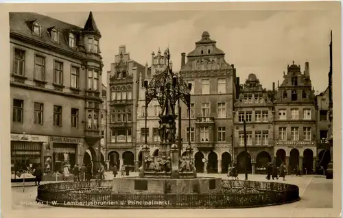 Münster i. W., Prinzipalmarkt und Lambertusbrunnen -517914
