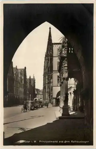 Münster i. W., Prinzipalmarkt aus dem Rathausbogen -517990