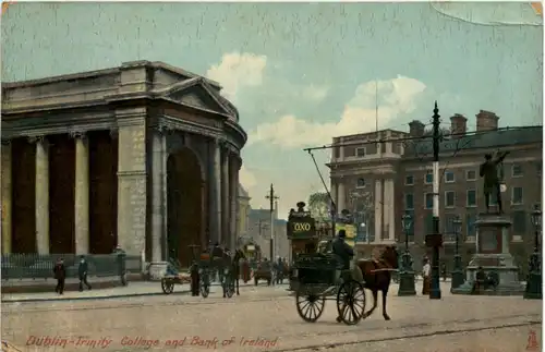 Dublin - Trinity College and Bank of Ireland -627096