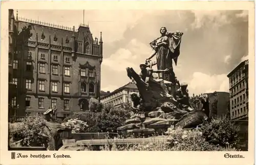 Stettin - Der Manzelbrunnen mit dem Rathaus -628368