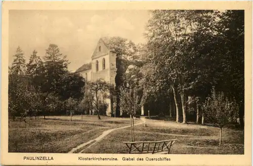 Paulinzella i. Thür., Klosterruine, Giebel des Querschiffes -519184