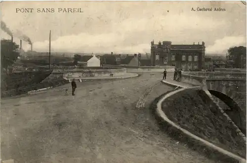 Pont Sans Pareil -392972