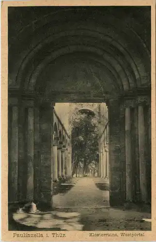 Paulinzella, Klosterruine, Westportal -519022