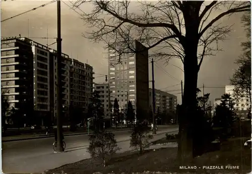 Milano - Piazzale Fiume -630772