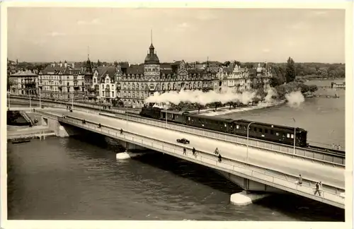 Konstanz - Rheinbrücke mit Eisenbahn -631766