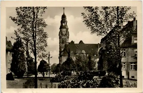 Wittenberge, Heinrich-Heine-Platz mit Rathaus und Poliklinik -397666